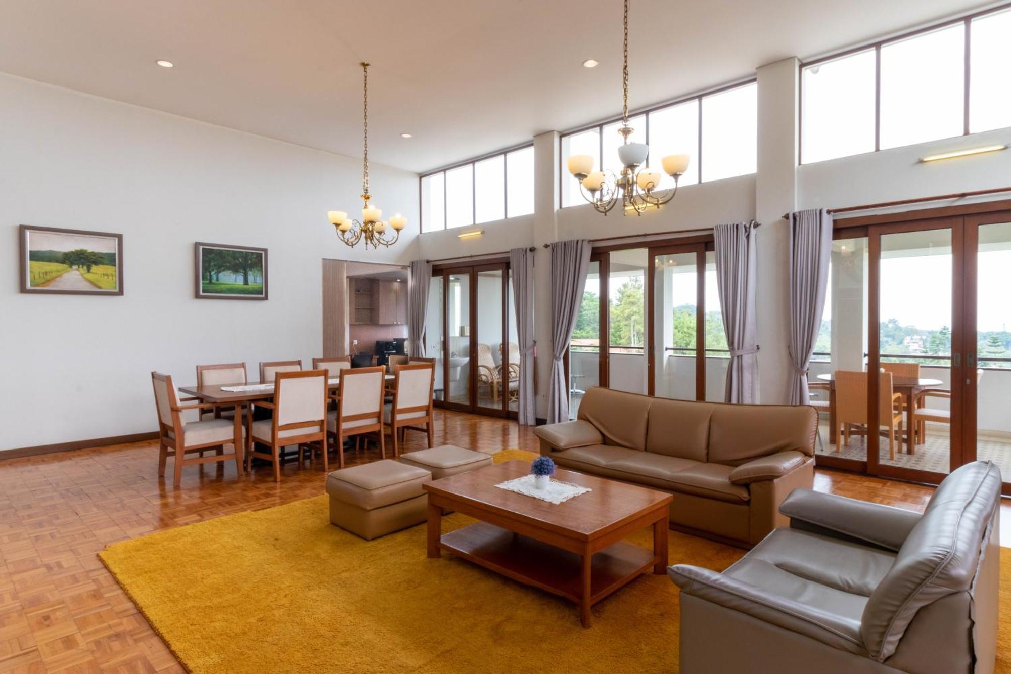 Family Only Amazing City View Villa - De Reiz Firen Syariah Bandung Exterior foto
